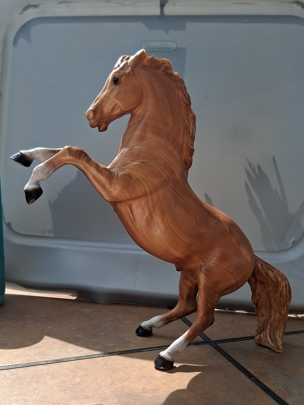Breyer Woodgrain King